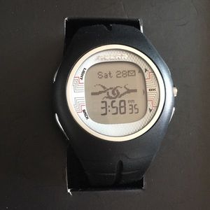 *NEW* Polar F6 Heart Rate Monitor Watch - Black